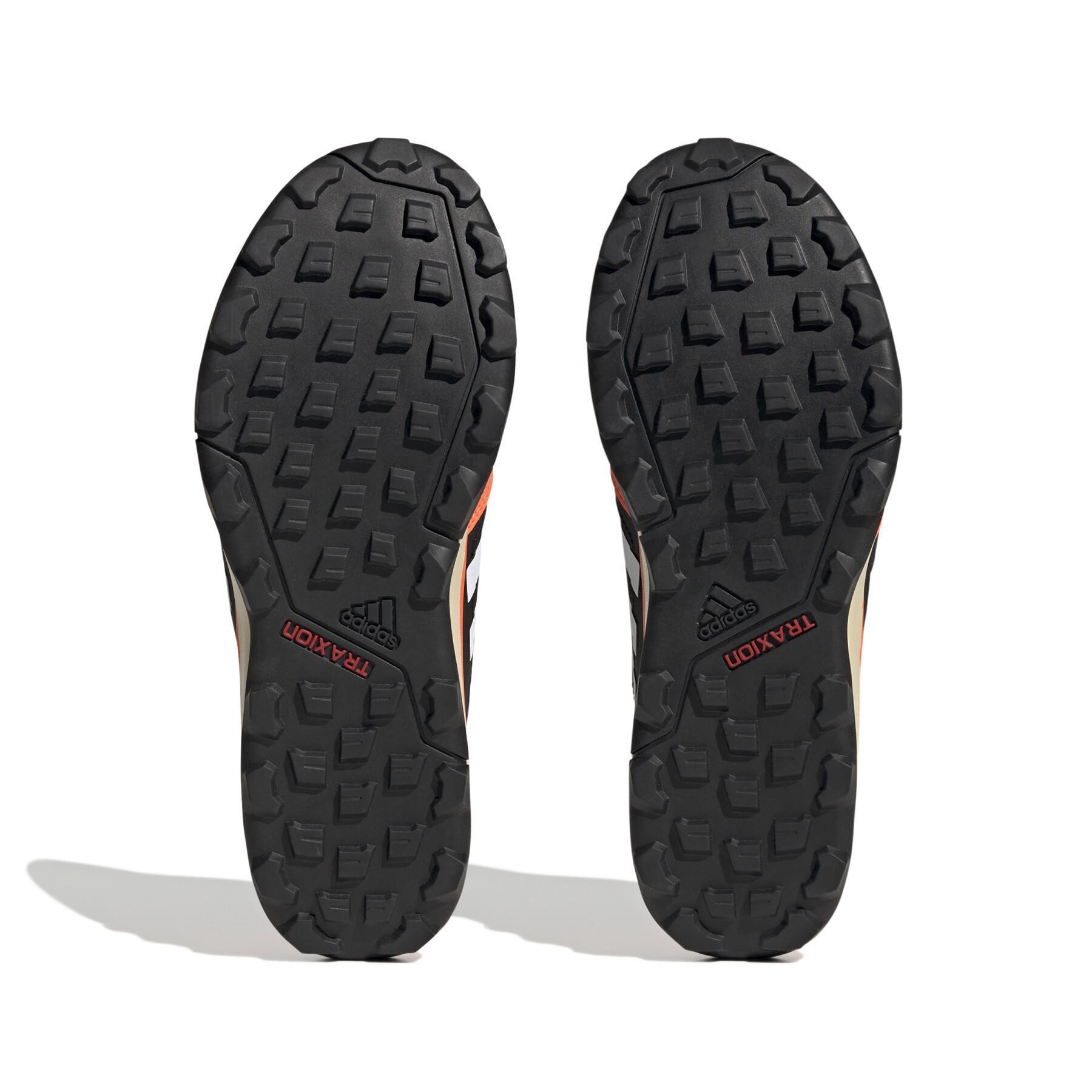 Sapatos de running adidas Tracerocker 2.0