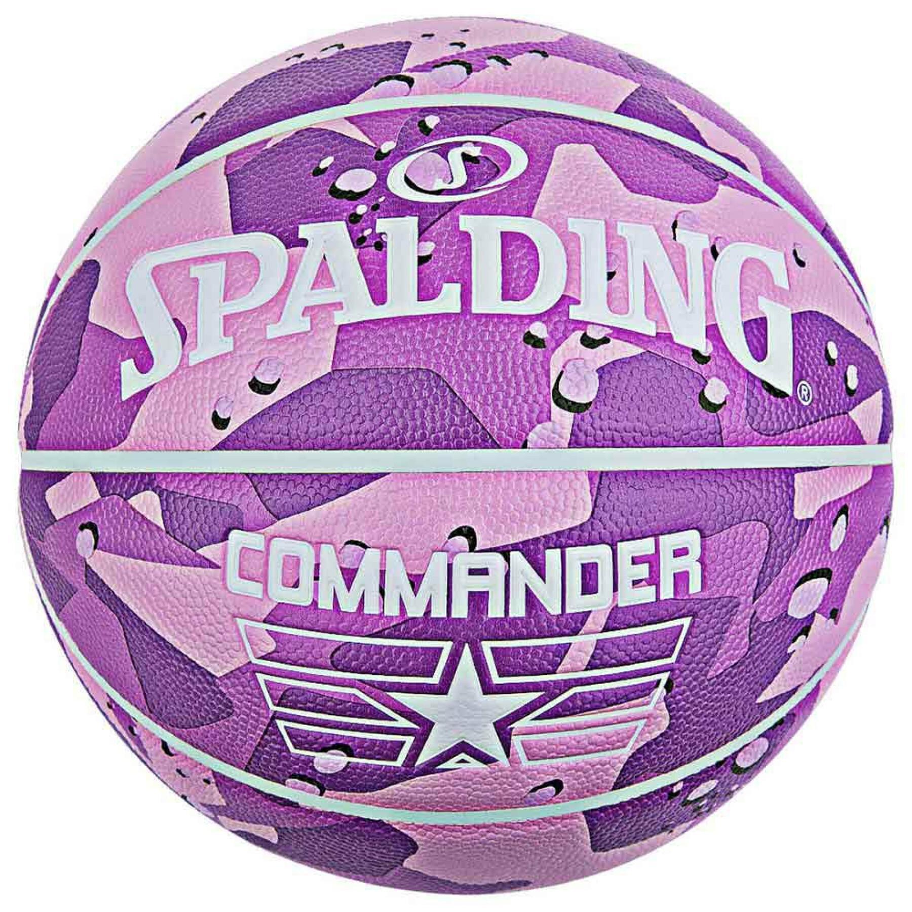 Bola Spalding Commander
